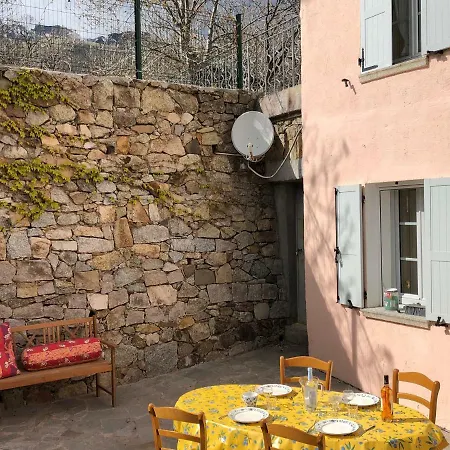 Maison Rose 度假居 *
